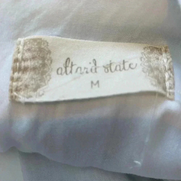 Altar’d State Blue and white striped shorts jumpsuit romper medium - Picture 7 of 10